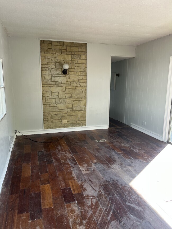 Photo - 35 Brookdale Rd