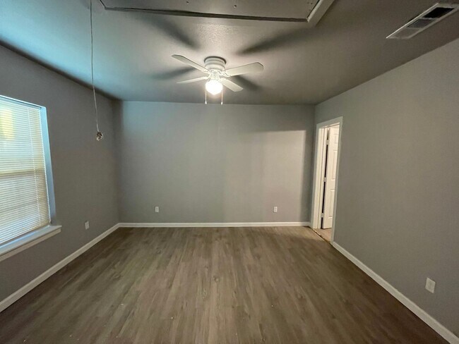 Photo - 3001 Ave K Unit C