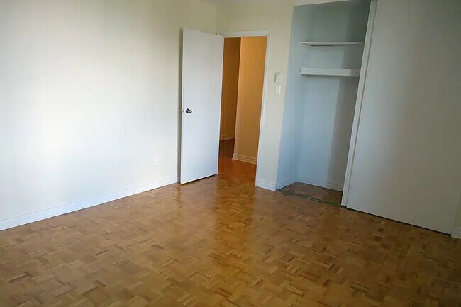 Photo - 1225 Alexis-Nihon Apartments