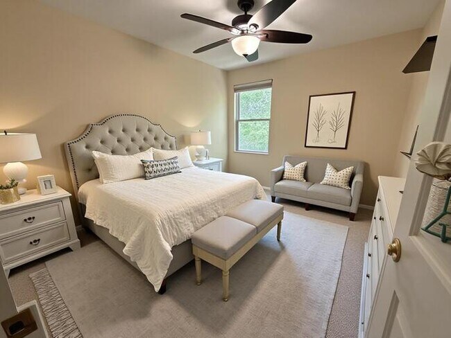 Photo - SIngle Family