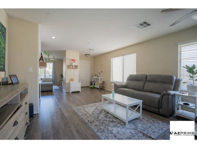 Photo - Fall in love with this charming 3/2 rental home in a peaceful and well-kept neighborhood in the West