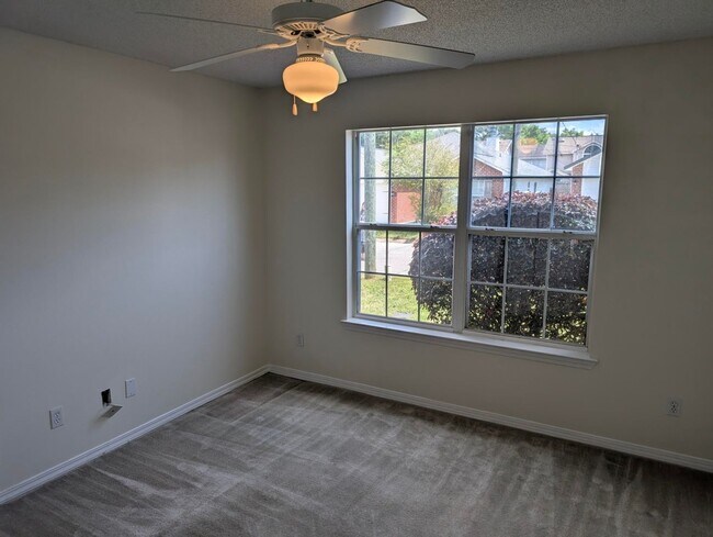 NO HOA Minutes from Hulbert and - Image