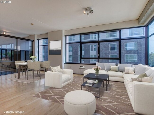 Photo - Elizabeth Tower Condo in the Pearl Unit 607