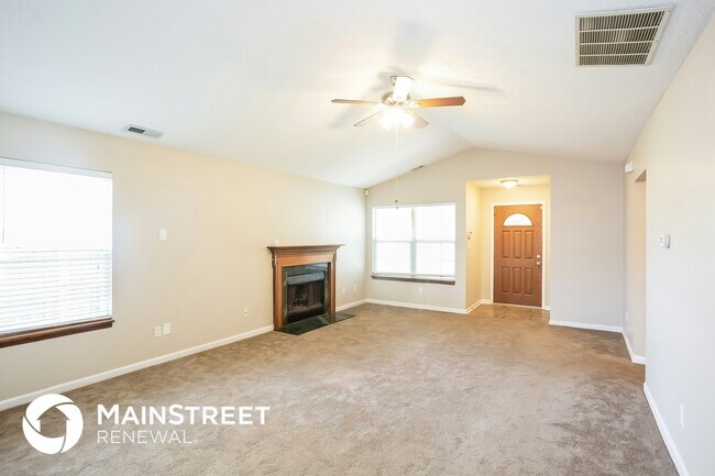 Photo - 2810 Braxton Dr