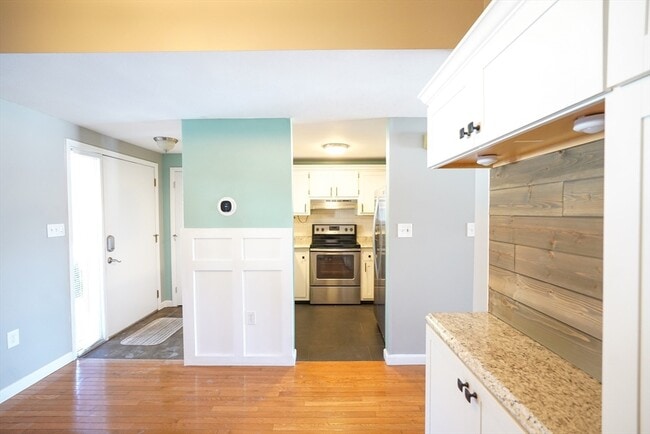 Photo - 40 Spring Cove Rd Unit 40