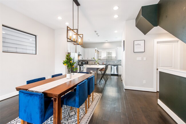 Photo - 211 Milby St