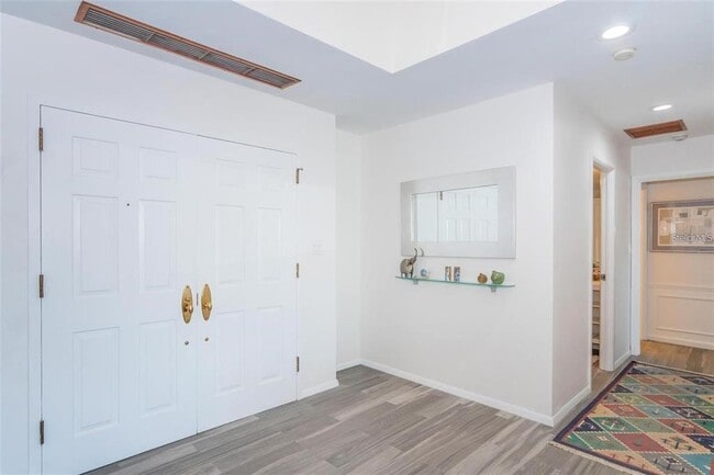 Photo - 1645 W Snow Cir Unit 205