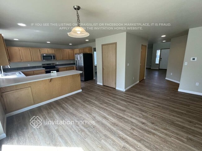 Photo - 17413 90 Ave Ct E