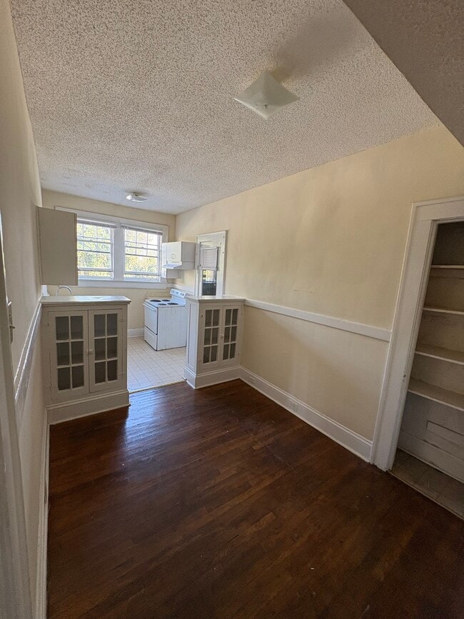 Vineville Court Apartments