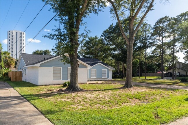 Photo - 500 Shirleen Dr