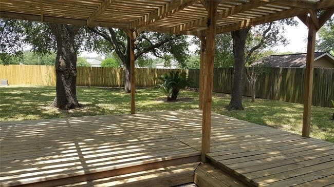 Photo - 16826 Tranquil Dr