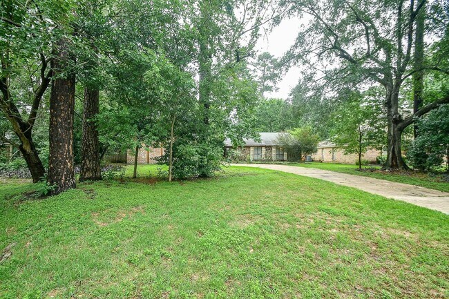 6702 Spring Leaf Dr