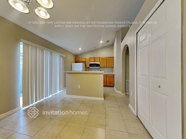 Photo - 11336 Ivy Flower Loop