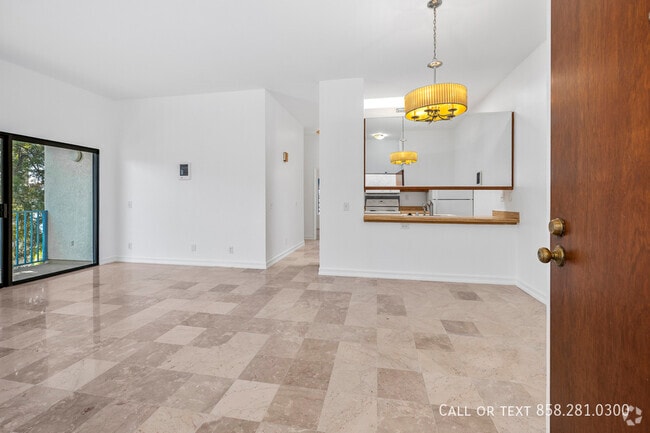 Building Photo - 8324 Regents Rd Unit #3O Rental