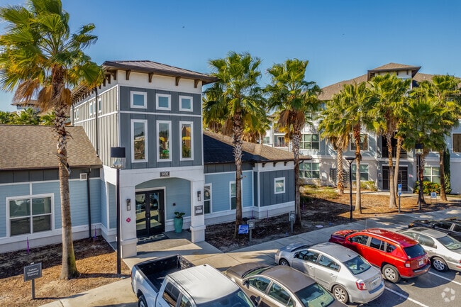 5000 Millenia Palms Dr