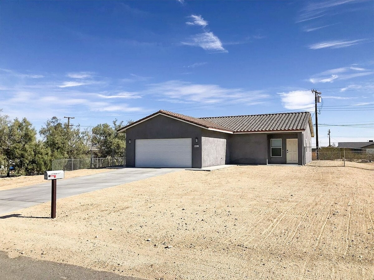 Solar Home in 29 Palms - Solar Home in 29 Palms
