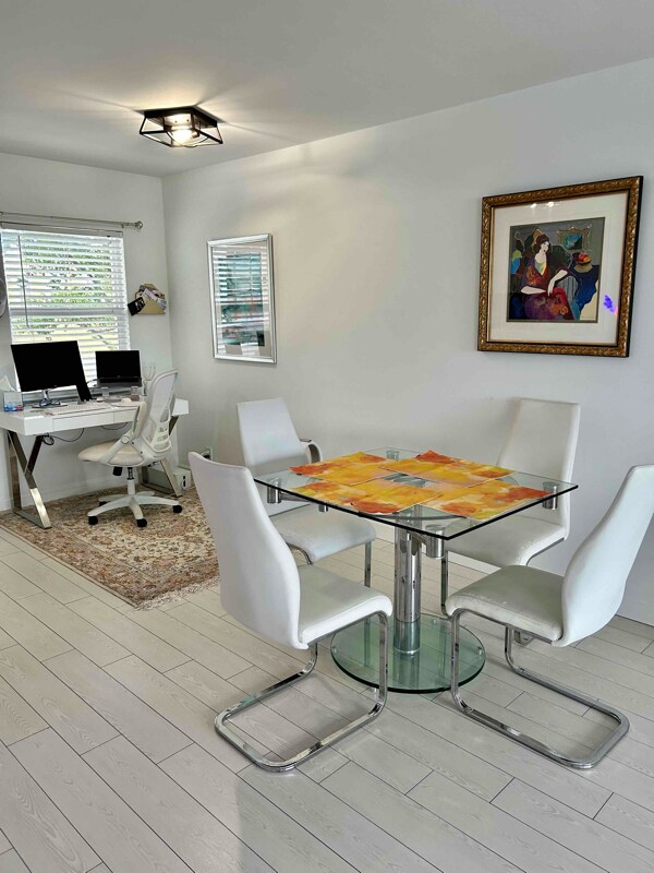 Photo - 2555 NE 11th St Unit 306