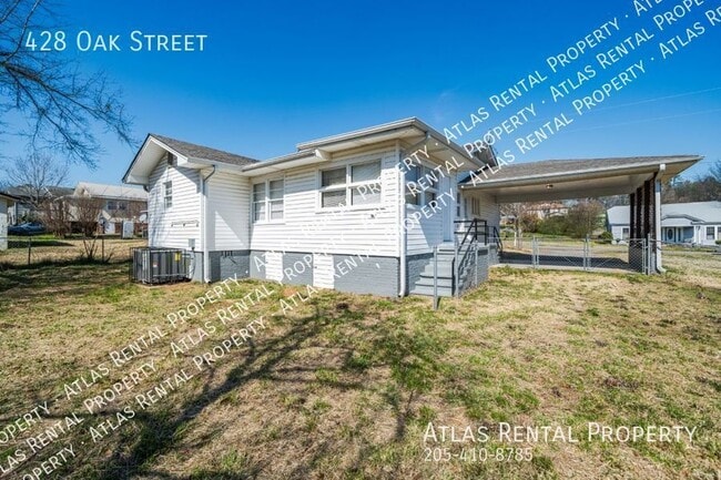 Photo - 428 Oak St