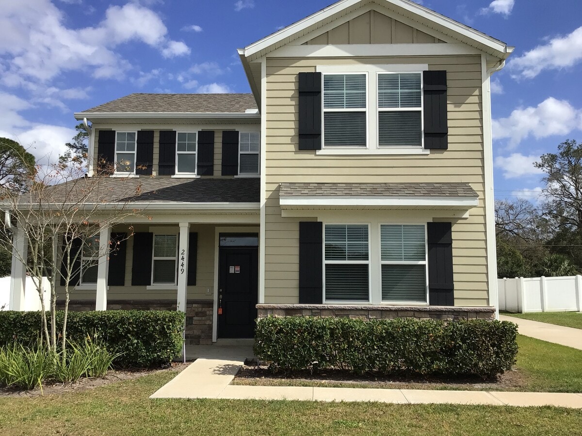 Photo - 2449 S Park Ave