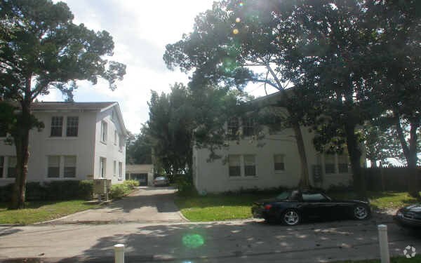 Photo - Harbor View Apartments