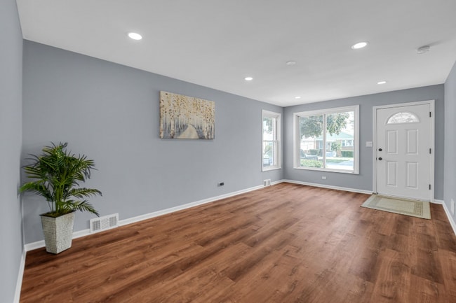 Photo - 3522 George St