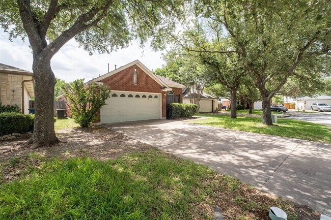 3413 Ruby Red Dr