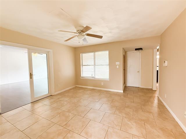 Photo - 509 Cambridge Dr