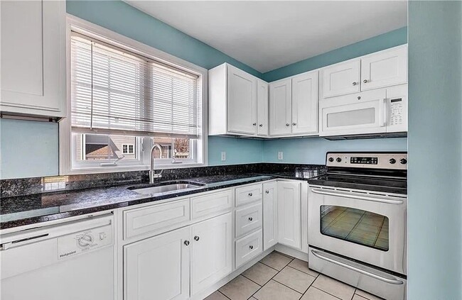 Photo - 800 Seaview Ave Unit 2