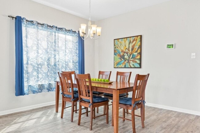 Photo - 2072 Port Ellen Dr