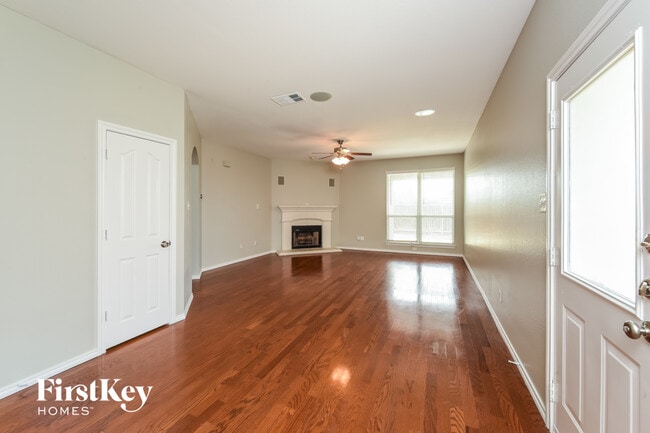 Photo - 10649 Fossil Hill Dr