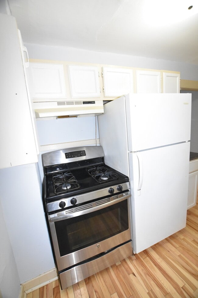 Photo - 457 Talma St Unit 2