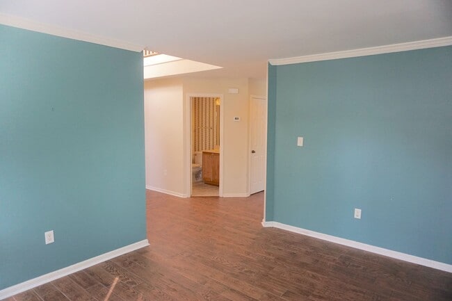 Photo - 5 BED | 2.5 BATH | SINGLE FAMILY HOME | BONUS ROOM | 2 CAR GARAGE