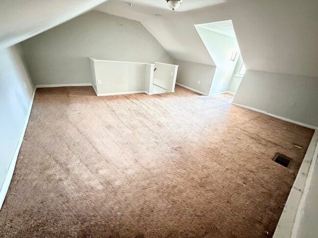Photo - 1405 E Carson St