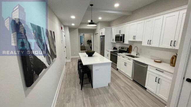 Photo - 222 Tremont St Unit 1