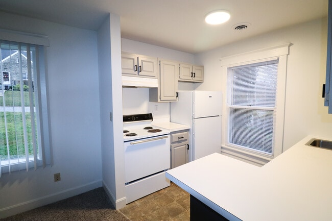 Photo - 2332 Beechmont