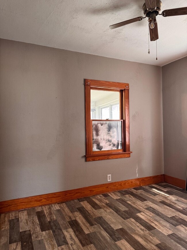 Photo - 3035 Avenue B