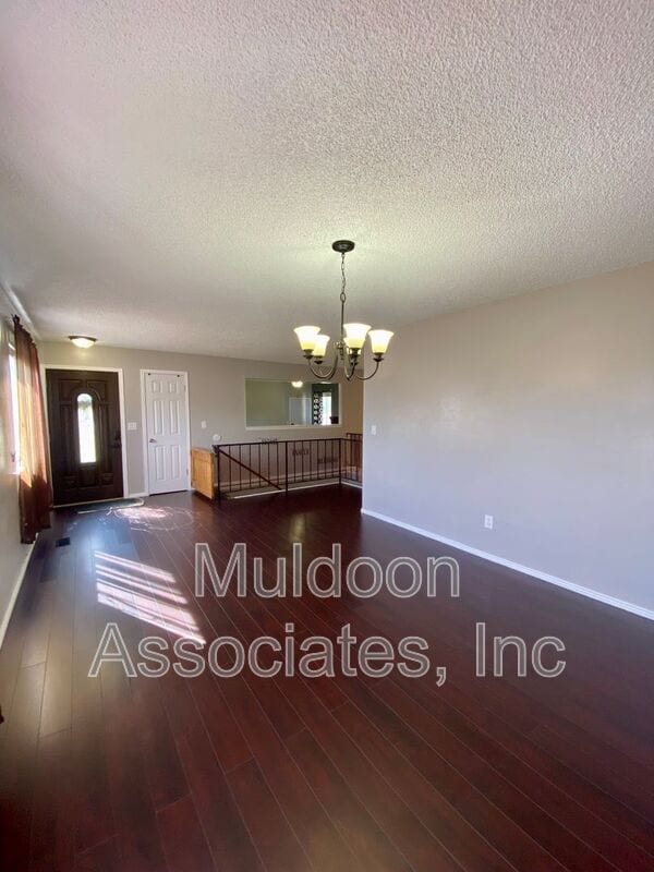 Photo - 1720 Peterson Rd