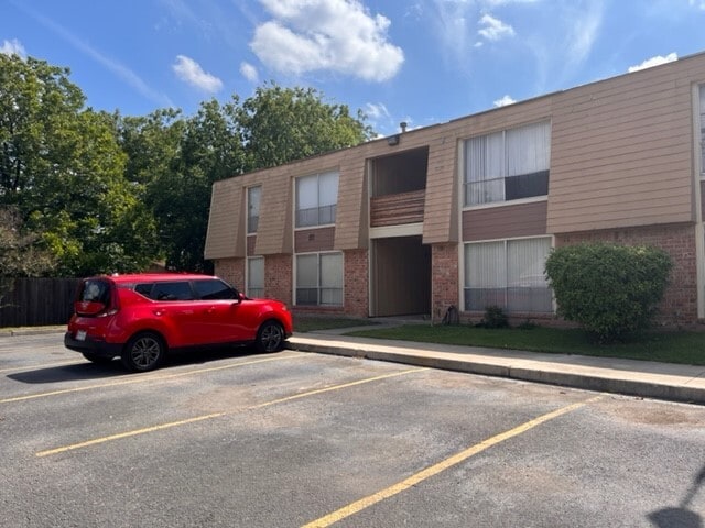 Photo - Glennwood Apartments