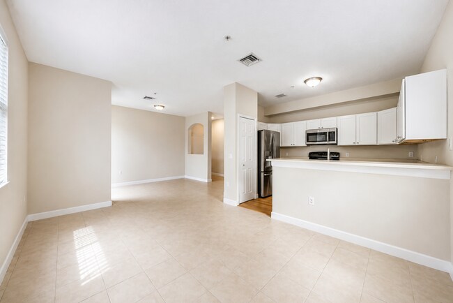Photo - 1008 Shoma Dr Unit 394