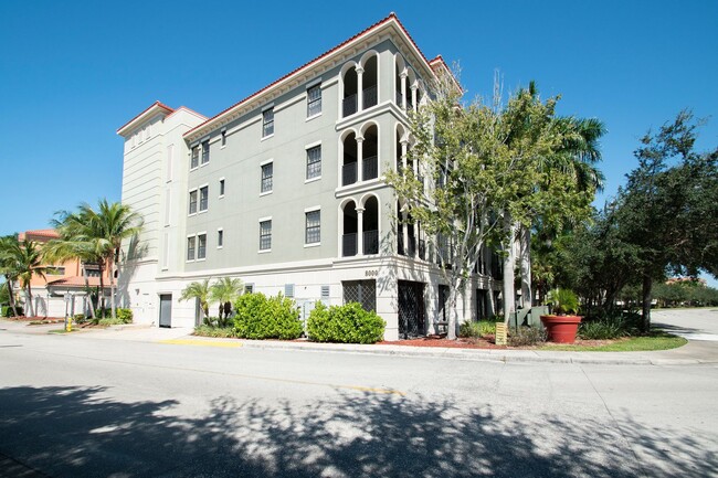 8000 Via Sardina Way #5207-Amber - 8000 Via Sardina Way #5207-Amber Apartment Unit Seasonal