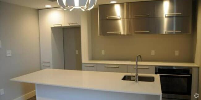 Building Photo - 1809 St Paul St Unit 2, 2 Rental