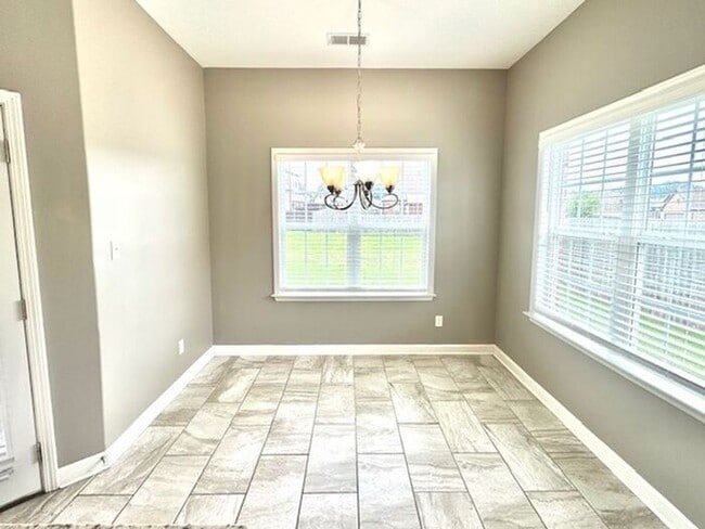 Photo - Now Leasing a 5 Bedroom 3 Bath Home In Olive Branch At Stateline