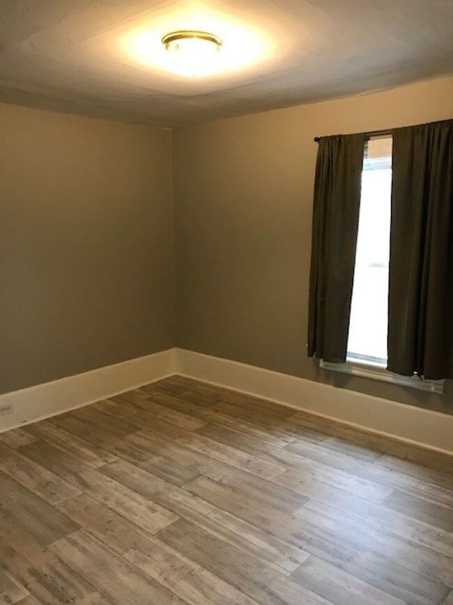 Photo - 123 Horseheads Blvd Unit B