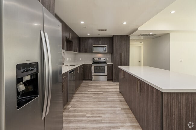 3BR, 3BA - 1,350SF - Kitchen