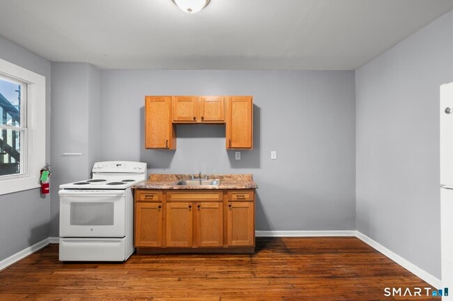 38 Beacon St Unit 38B1