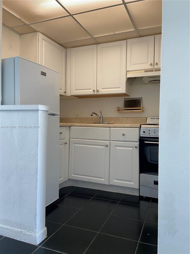 Photo - 7904 West Dr Unit 204