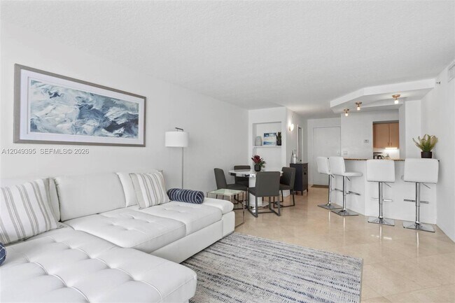 6917 Collins Ave Unidad 1512