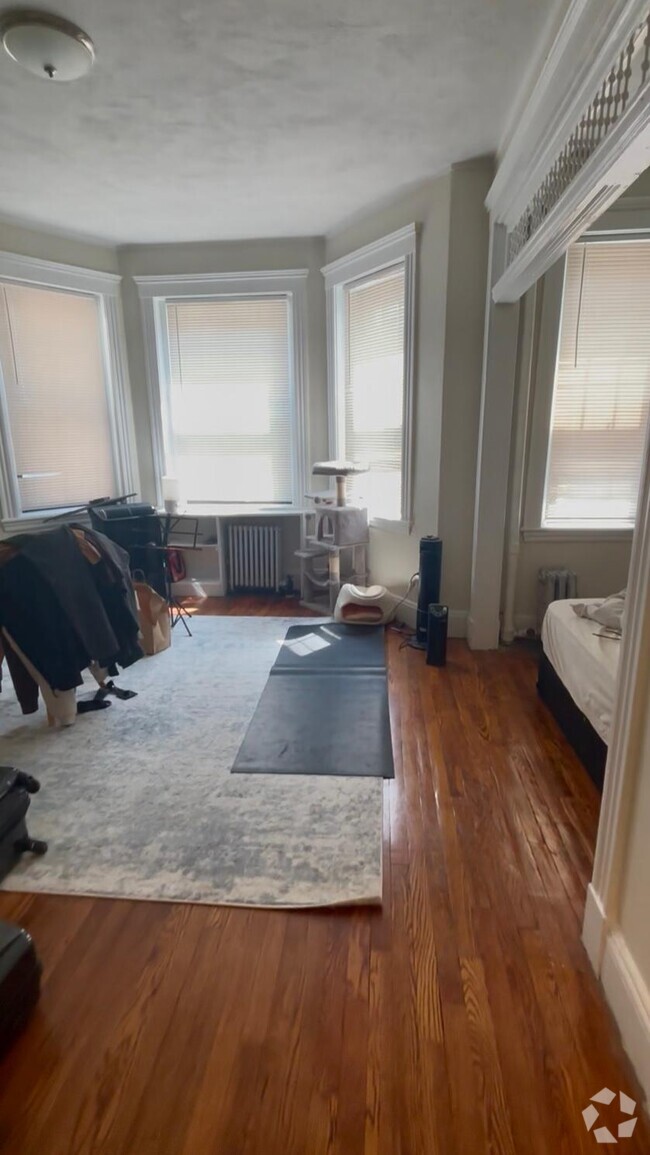 Building Photo - 86 Saint Stephen St Unit 1 Rental