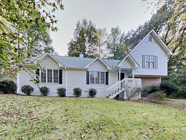 Photo - 1427 Hillside Pl SE