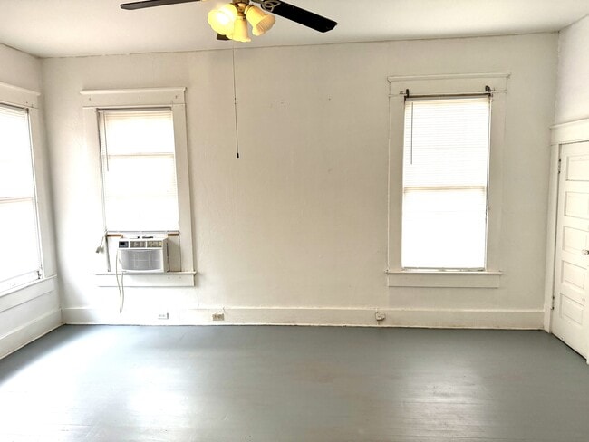 Photo - 2307 22nd St